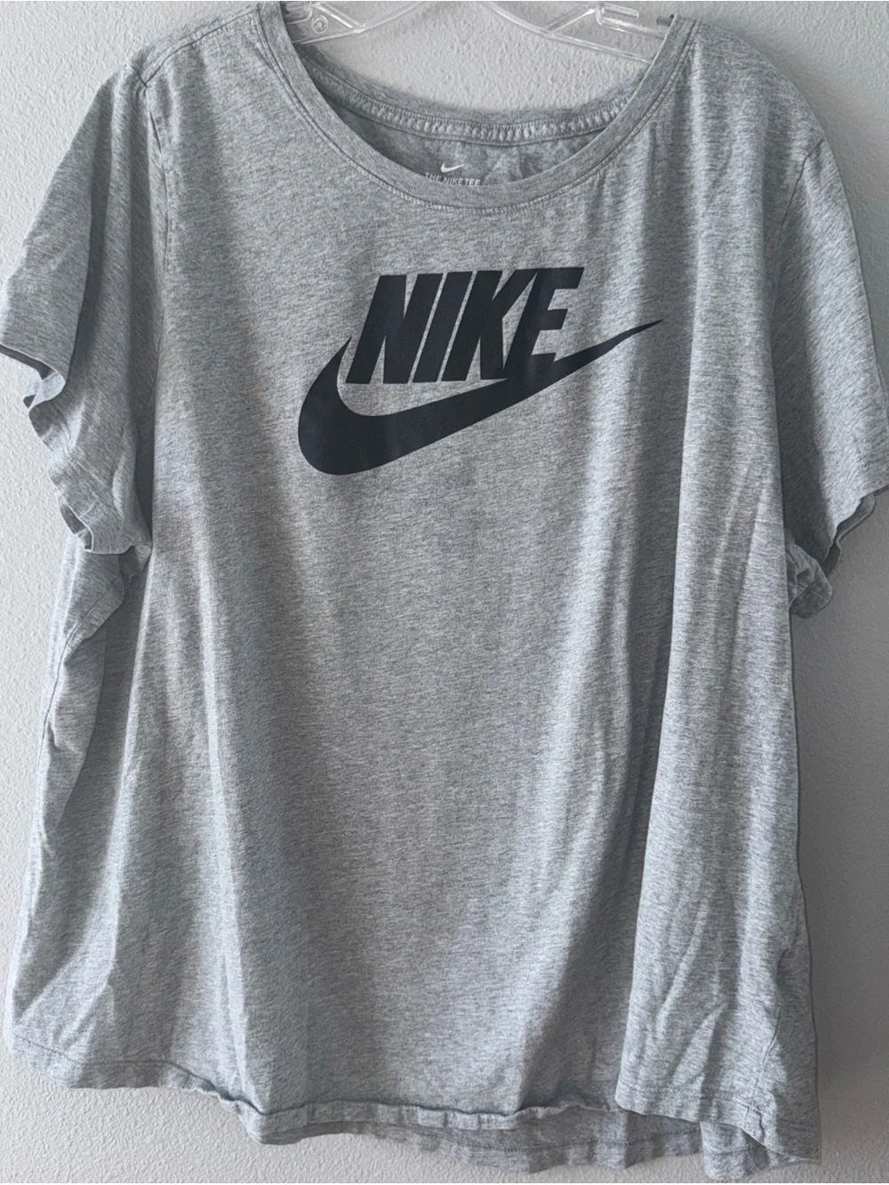 Nike Women's Sportswear Heather Gray Tee-workout-SZ 3X